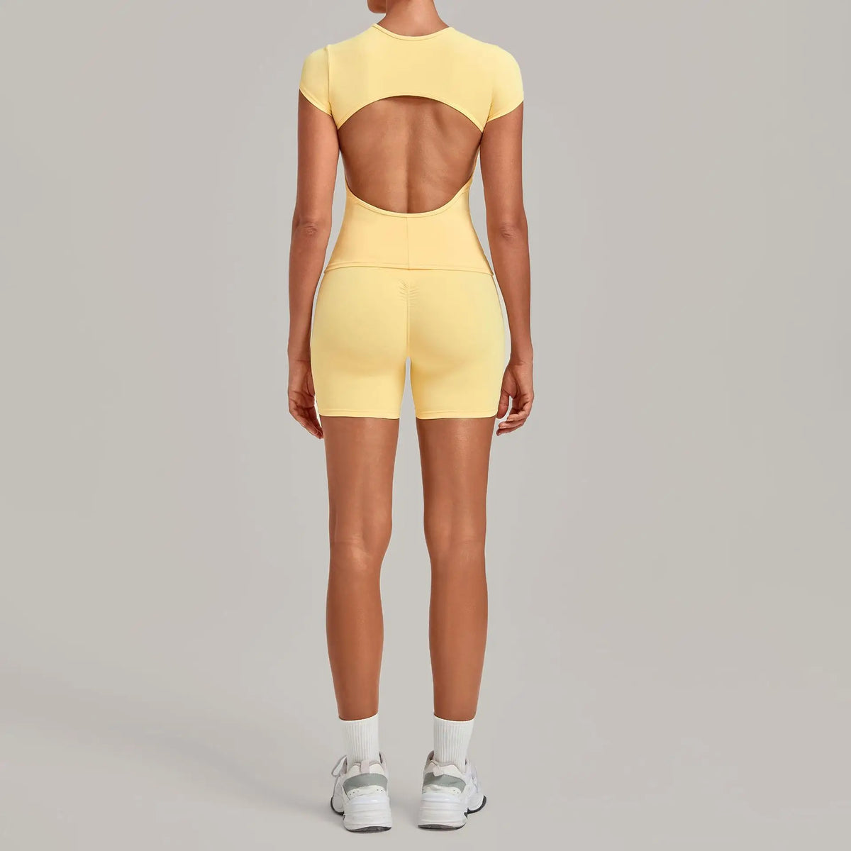 Women's Seamless Yoga Sets Sports Fitness Workout Hip-lifting High Waist Shorts Backless Short-sleeve Vest Suit Gym Training Set